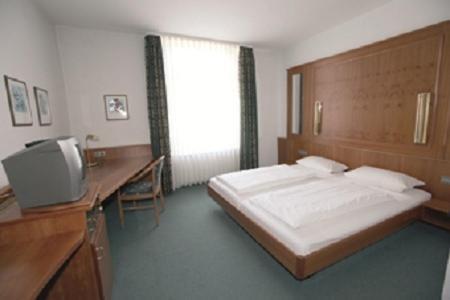 Hotel Gasthaus Zum Engel Rastatt Esterno foto