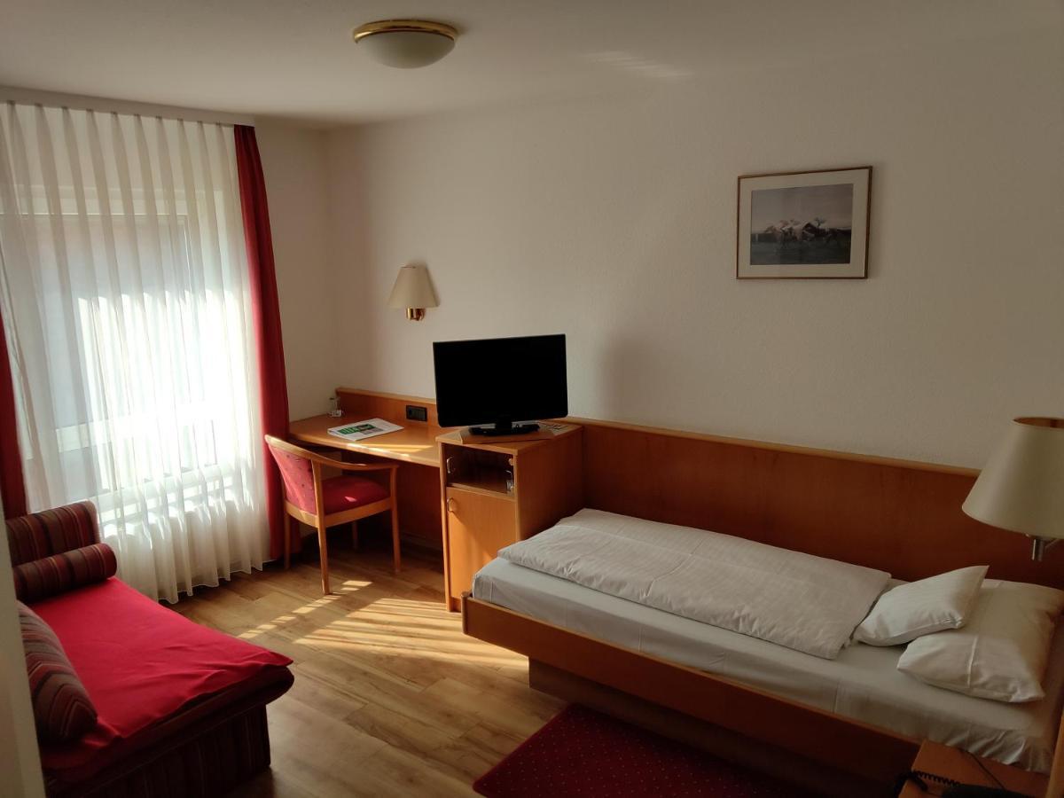 Hotel Gasthaus Zum Engel Rastatt Esterno foto